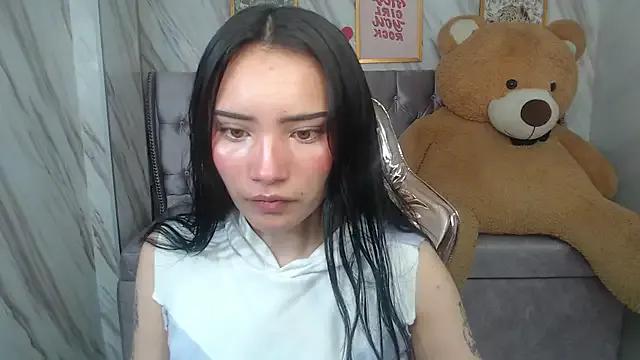 _Esther_Toro_b on StripChat