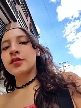 _Laary_Lily on StripChat 