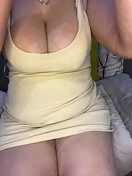 A-mal5 on StripChat 