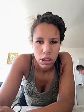 AaliyahHarris on StripChat 