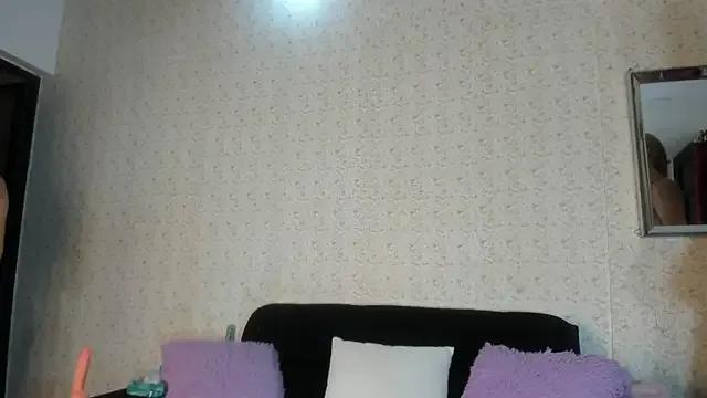 Addicted_to_pleasure_aws on StripChat 