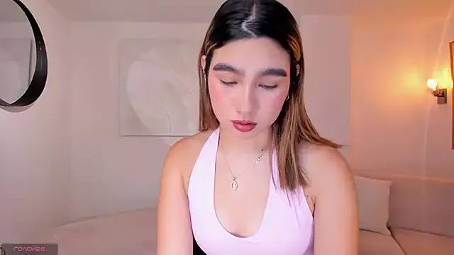 AdharaMoretti on StripChat 
