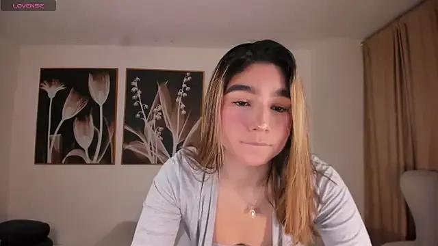 AdharaMoretti on StripChat 