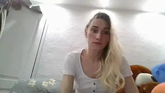 Adrianachanel — Freechat on StripChat