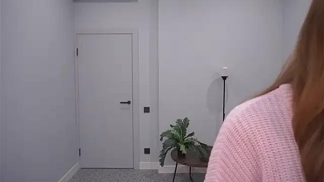 AdrianaCoenen — One finger in my pussy