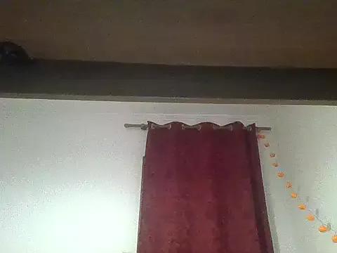 affamebi on StripChat 