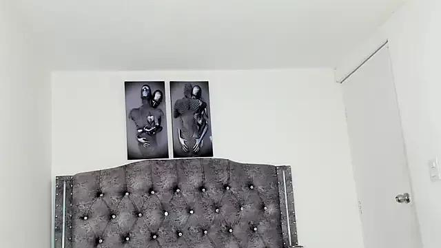 Agatha-queen on StripChat 