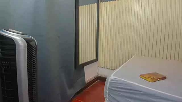 Aida-nicolle on StripChat 
