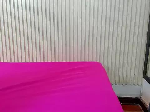 Aida-nicolle on StripChat 