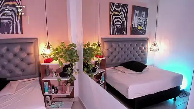 aisha_duque — doggystyle+rub pussy
