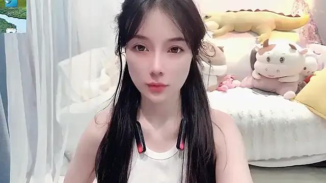 AKiKi711 on StripChat 