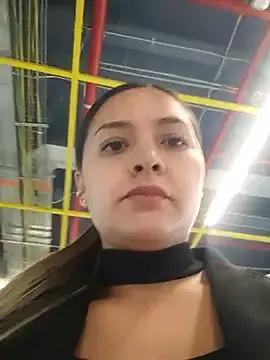 alana_69 — Full naked in public! No cover, in mall