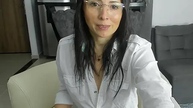 alana_gasparini on StripChat 