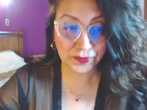 alanasexy25 on StripChat 