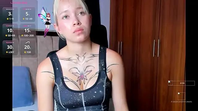 alhana_666 on StripChat