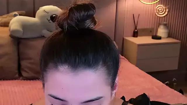 Alice_Deleon on StripChat
