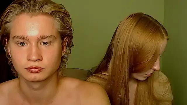 AliceStoneJhonyStone on StripChat