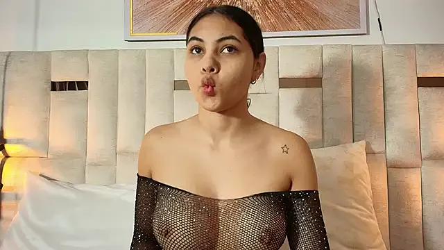 AlinnaRosee_ — Freechat on StripChat