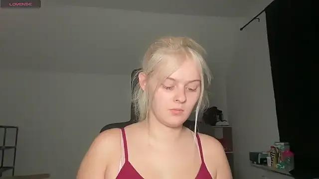 Allylove03 — Free Boobs 5 Minutes