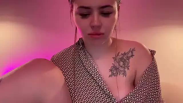 AlmaryKim on StripChat 