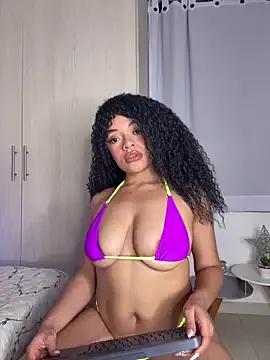 Alyssa_Houston — suck your dick with saliva