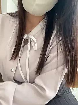 amanatsu_00 on StripChat 