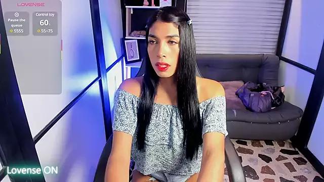 AmbarFoxx_ on StripChat 