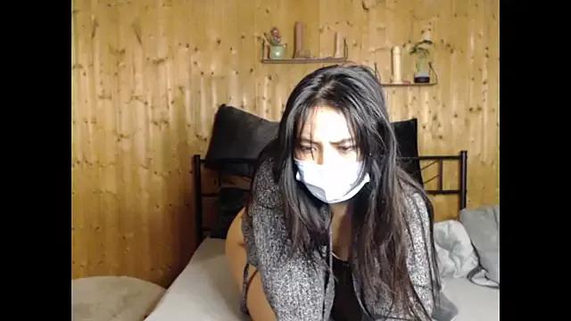 AmmieThai on StripChat 