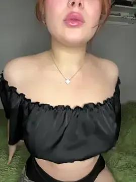 AmmyRich1 on StripChat 