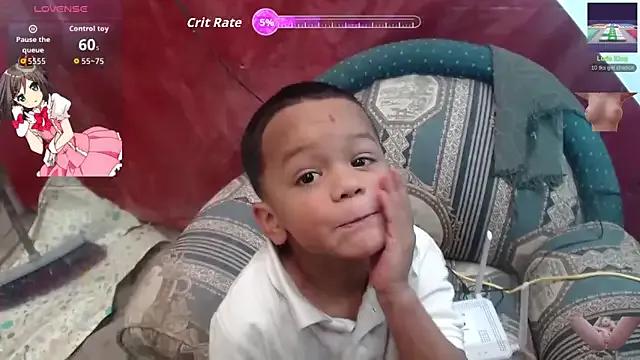 Amy_Ruiz18 on StripChat