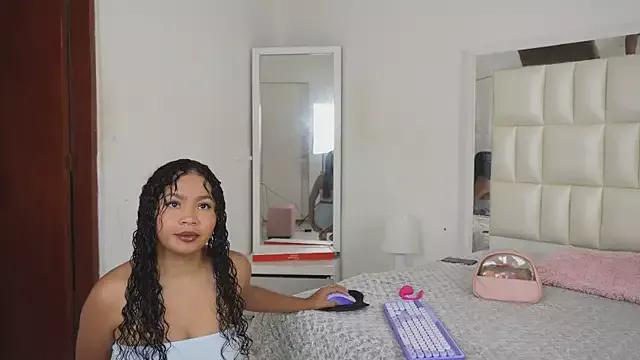 Anais_aradia on StripChat 
