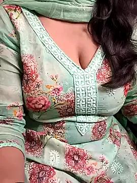 Anamika_Kapoor on StripChat 
