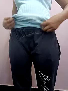 Ananya_34 on StripChat 