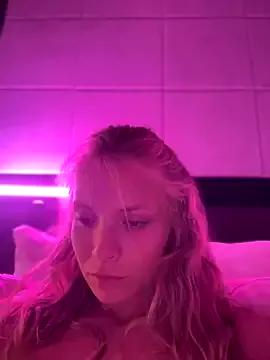 AnastasiaAniess on StripChat 