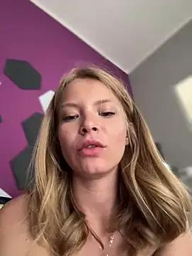 AnastasiaAniess on StripChat 