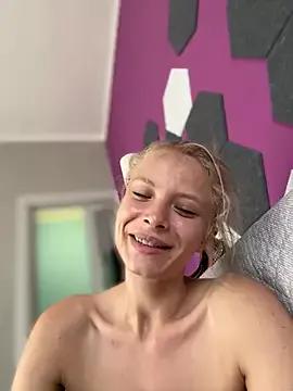 AnastasiaAniess on StripChat 