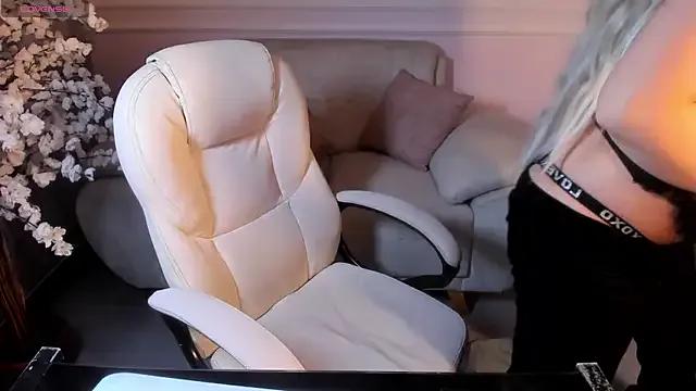 AnaVelvett on StripChat 