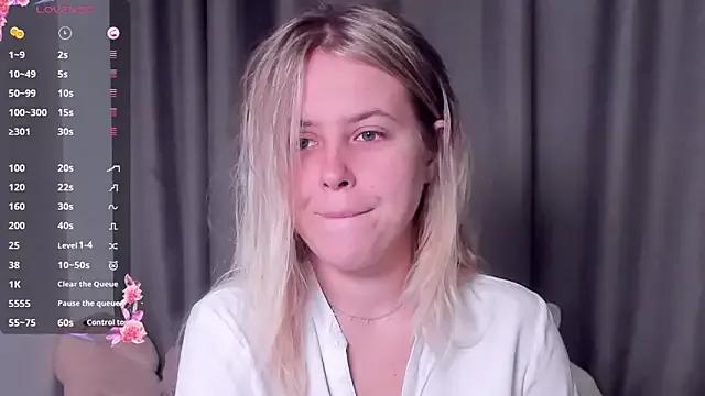 AngelAnty — Freechat on StripChat