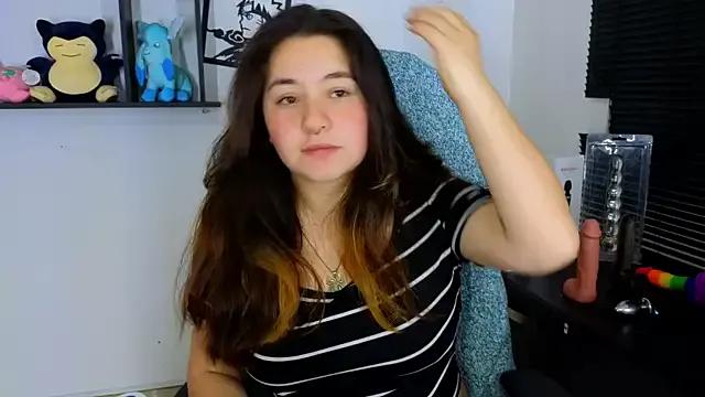 ann_bronw on StripChat 