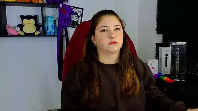ann_bronw on StripChat 