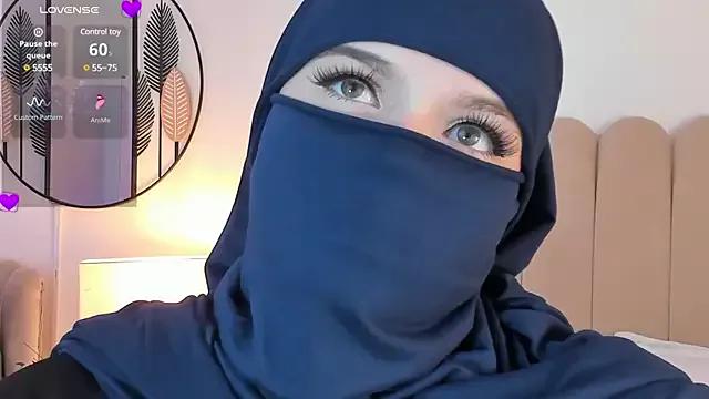 anna-henao on StripChat 