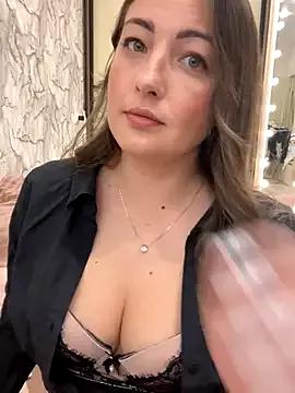 AnnaBri on StripChat 