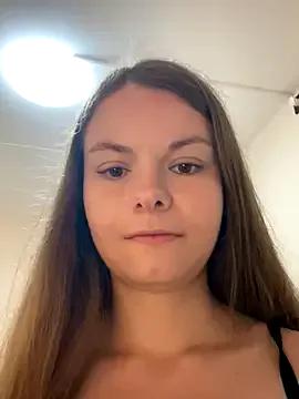 AnnaSweet18 on StripChat 