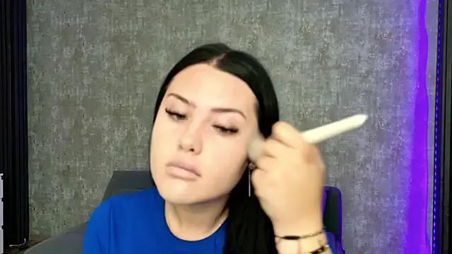 anne_meeow on StripChat 