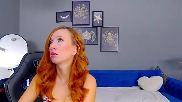 AnneHove on StripChat 