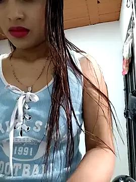 annie-19 on StripChat 