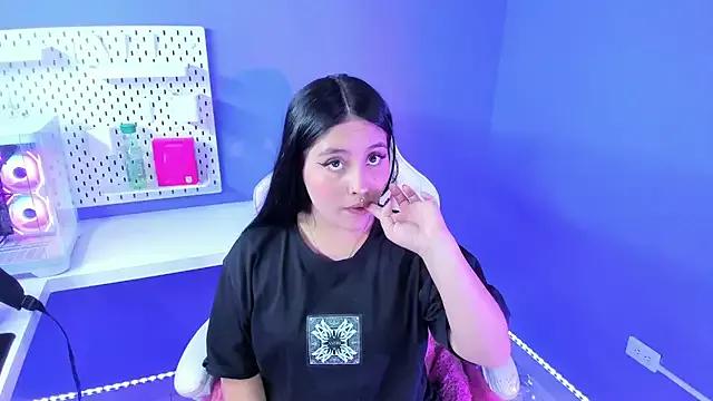 Annie9_ on StripChat 