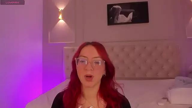 anniemartinezz on StripChat 