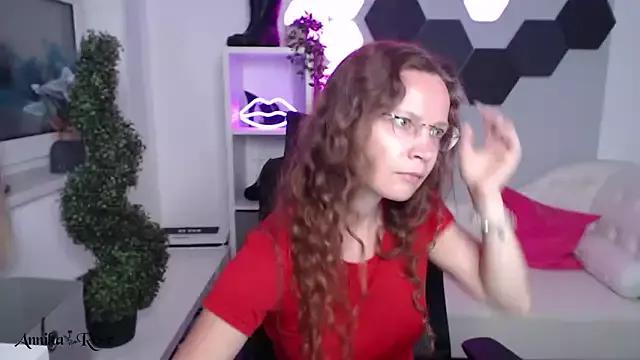 AnnikaRose on StripChat 