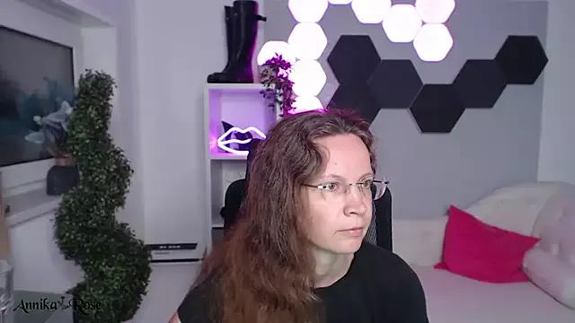 AnnikaRose on StripChat 